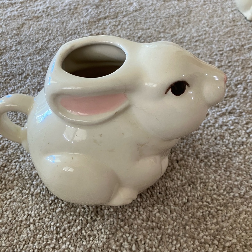 Charming White Rabbit Ceramic Pitcher - Picture 9 of 12